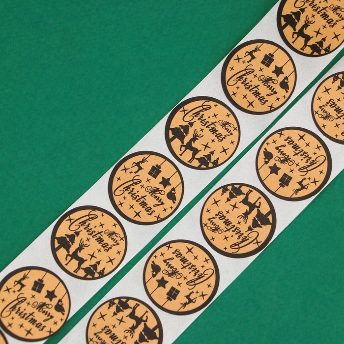 Новый год. Наклейки новогодние в рулоне "Merry Christmas", 500 шт, 2,5 х 2,5 см.