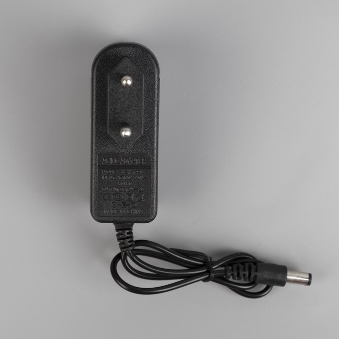 Комплект светодиодной ленты Luazon Lighting 5 м, IP65, SMD2835, 54 LED/м, 12 В, RGB Комплект светодиодной ленты Luazon Lighting 5 м, IP65, SMD2835, 54 LED/м, 12 В, RGB