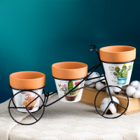 Набор кашпо "Велосипед" 3шт, на подставке, 9х9см Набор кашпо "Велосипед" 3шт, на подставке, 9х9см
