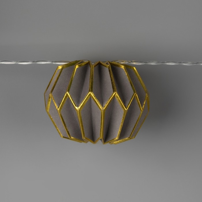 Гирлянда &laquo;Нить&raquo; 2 м с насадками &laquo;Серый фонарик&raquo;, IP20, прозрачная нить, 10 LED, батарейки AAх2 (нет в комплекте), свечение тёплое белое