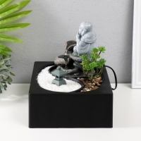 Фонтан настольный от сети, подсветка "Хотей на камнях" 29х21х22 см Фонтан настольный от сети, подсветка "Хотей на камнях" 29х21х22 см