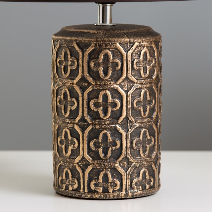 Настольная лампа Настольная лампа "Августа" Е14 40Вт шоколадно-золотой 22х22х34 см RISALUX