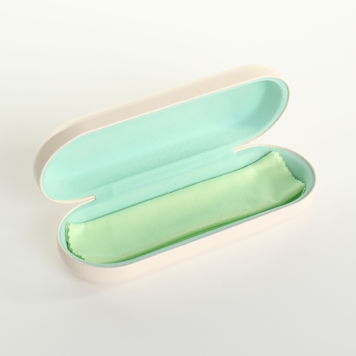 Футляр для очков на хлопушке, длина 16 см, цвет молочный Футляр для очков на хлопушке, длина 16 см, цвет молочный