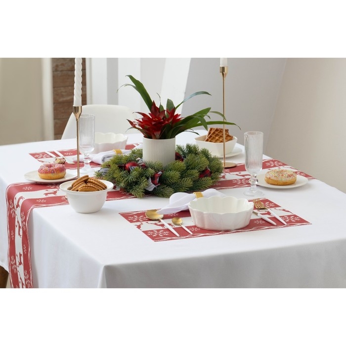 Дорожка новогодняя на стол Доляна &laquo;Новый год&raquo;, сервировочная, 180&times;30 см