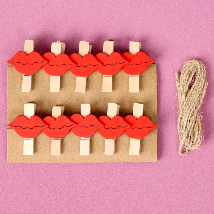 Прищепки декоративные с верёвкой для подвеса «Губки» набор 10 шт., 2,5 × 12,5 × 13,5 см Прищепки декоративные с верёвкой для подвеса «Губки» набор 10 шт., 2,5 × 12,5 × 13,5 см