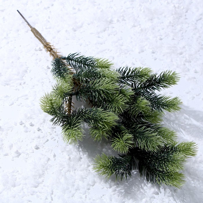 Декор «Ветвь новогодней ели» Декор «Ветвь новогодней ели»