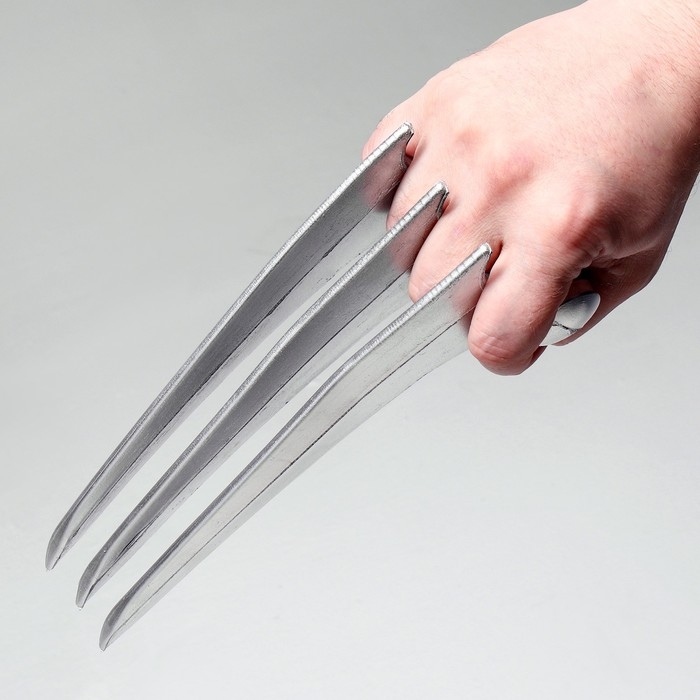 Сувенирное оружие Сувенирное оружие "Когти росомахи", 28см, пенополистирол