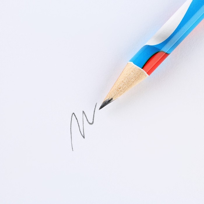 Подарочный набор на выпускной &laquo;Удачи тебе выпускник&raquo; блокнот,ластик, 2 карандаша HB, значок,линейка