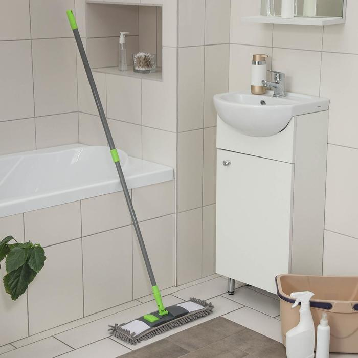 Швабра для мытья пола плоская Доляна, окрашенный телескопический черенок, микрофибра букля, 42&times;12&times;73(124) см