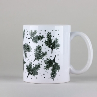 Новый год. Кружка керамическая &laquo;Веточки&raquo;, 320 мл, цвет белый