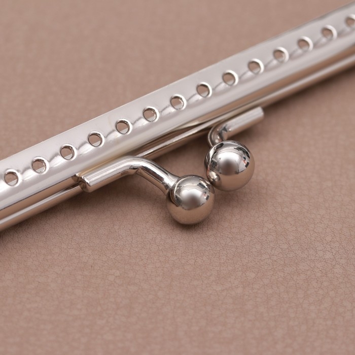 Фермуар пришивной &laquo;Прямоугольник&raquo;, 20 см, цвет серебряный