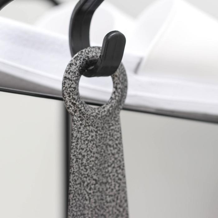 Ложка для обуви Доляна, с кольцом, металлическая, 22&times;5 см, покрытие антик серебро