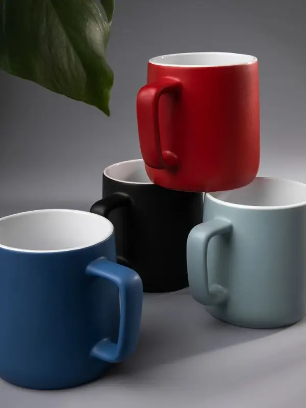 Кружка Ingver, черная Кружка Ingver, черная