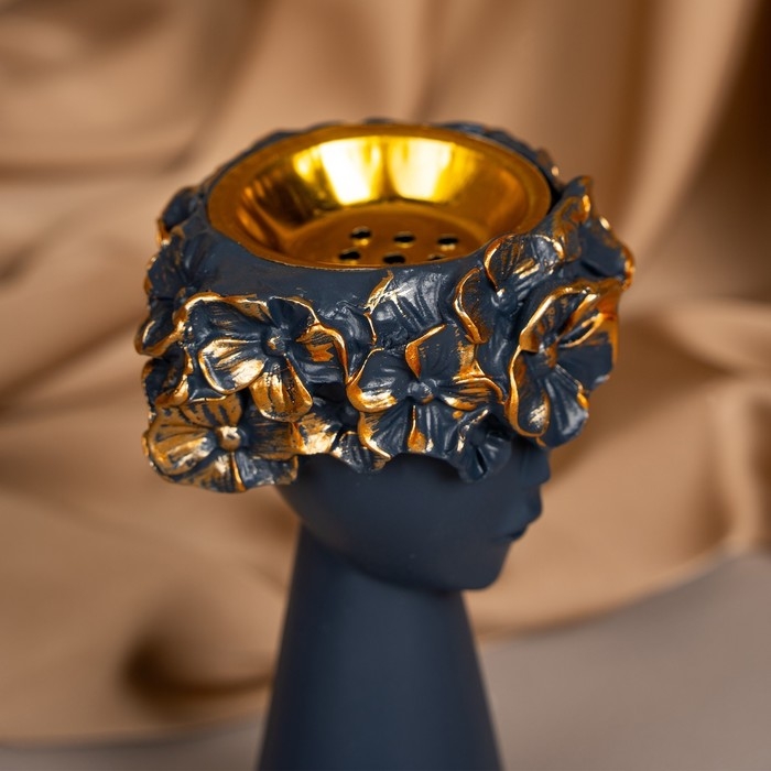 Подсвечник полистоун &laquo;Девушка с венком&raquo; 9,5 х 9,5 х 14 см МИКС