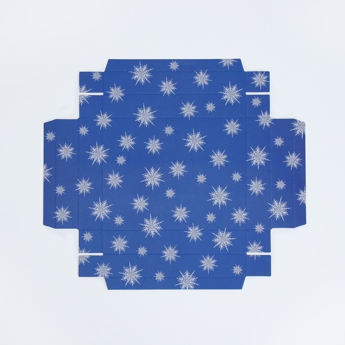 Подарочная коробка новогодняя складная с 3D эффектом &laquo;Снежный вальс&raquo;, 18 х 14 х 23 см, Новый год