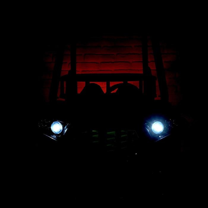 Электромобиль &laquo;БАГГИ&raquo;, максимальная нагрузка 100 кг, АКБ 24V, кожаное сидение, цвет красный