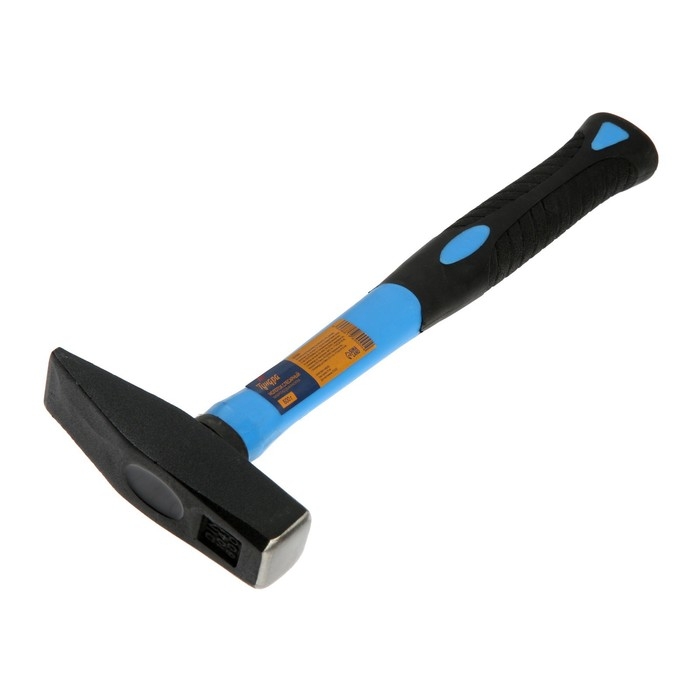 Молоток слесарный ТУНДРА, квадратный боек, фиберглассовая обрезиненная рукоятка, 600 г Молоток слесарный ТУНДРА, квадратный боек, фиберглассовая обрезиненная рукоятка, 600 г