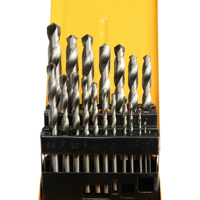 Набор сверл по металлу ТУНДРА, HSS, цилиндрический хвост., 1 - 10 мм (через 0.5 мм), 19 шт. Набор сверл по металлу ТУНДРА, HSS, цилиндрический хвост., 1 - 10 мм (через 0.5 мм), 19 шт.
