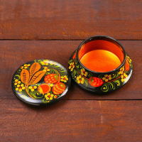 Набор &laquo;Земляничка&raquo;, 6 предметов: 2 доски, 3 банки, подставка, хохлома