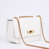 Сумка-мессенджер на клапане, цвет белый