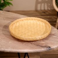 Поднос плетёный, из бамбука 30х30х2 см