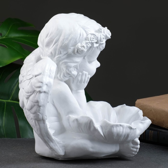 Фигура - подсвечник Фигура - подсвечник "Ангел с кувшинкой" 23х23х27см белый