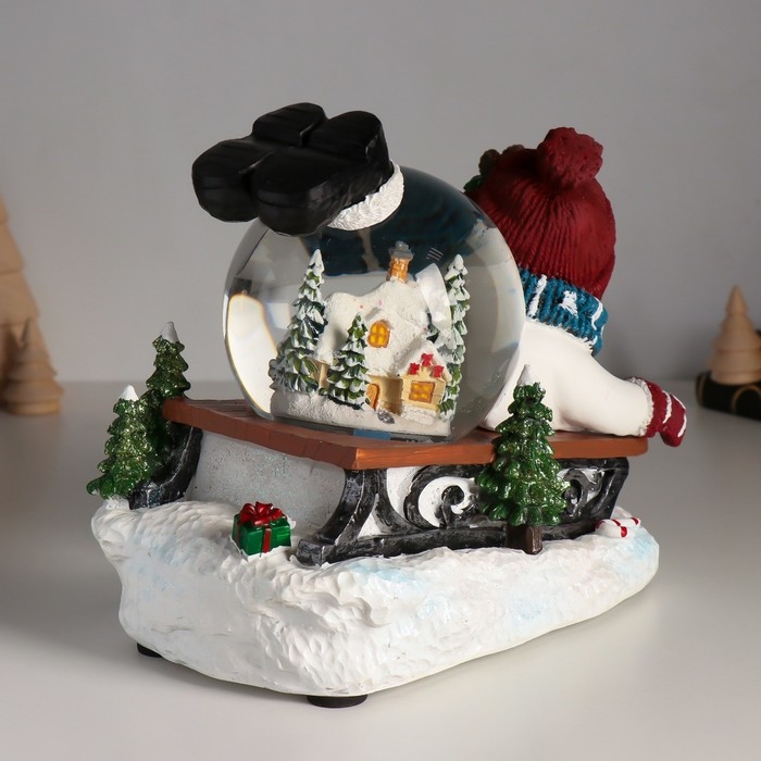 Сувенир полистоун водяной шар музыка, свет Сувенир полистоун водяной шар музыка, свет "Снеговик на санках" d=10 см 22х14х17,5 см