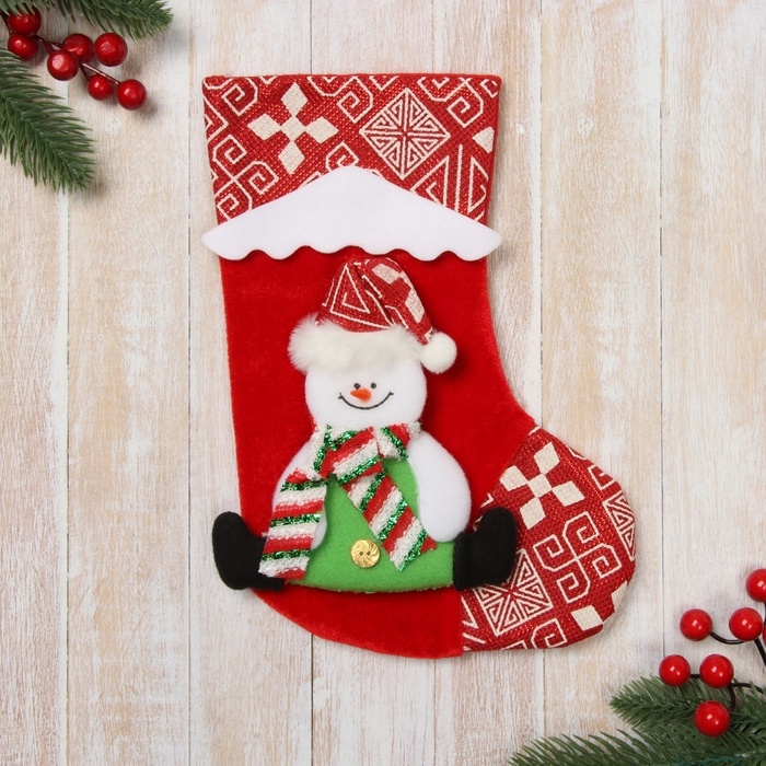 Носок для подарков "Снежный дом" Снеговик, 18,5х26 см, красный