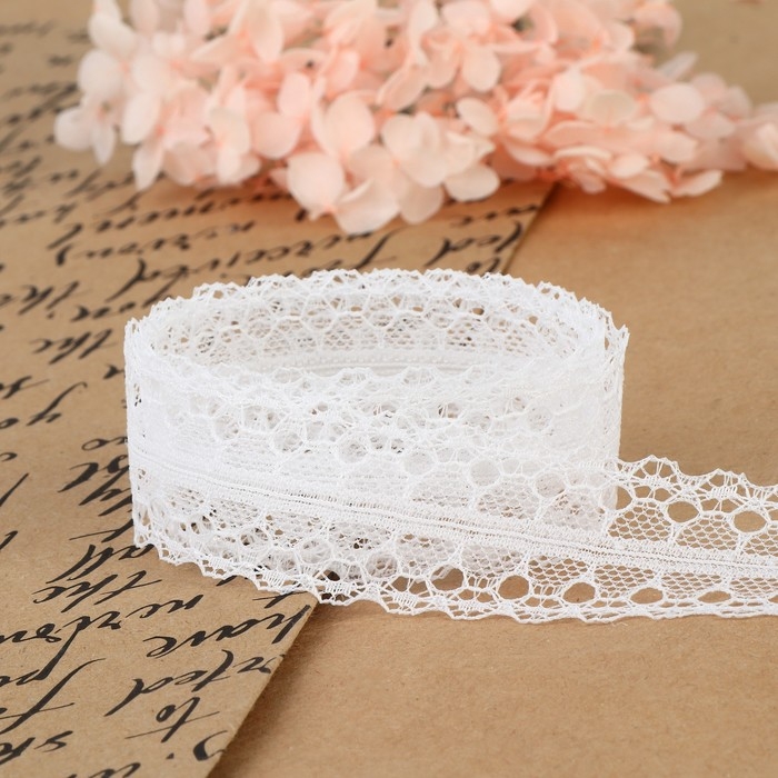Кружево капроновое, 28 мм &times; 10 &plusmn; 1 м, цвет белый