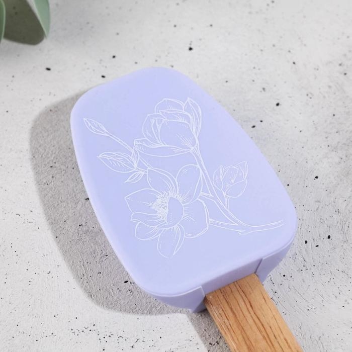 Лопатка силиконовая &laquo;Любимой маме&raquo; на формовой подложке, 11.5 &times; 28 см