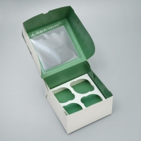 Коробка для капкейков складная с двусторонним нанесением &laquo;Новогоднее чудо&raquo;, 16 х 16 х 10 см, Новый год