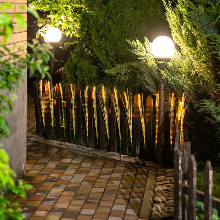 Садовый светильник на солнечной батарее &laquo;Колосья&raquo; Uniel, LED, IP44, 5 Лм, 750х3600х100 мм, цвет жёлтый