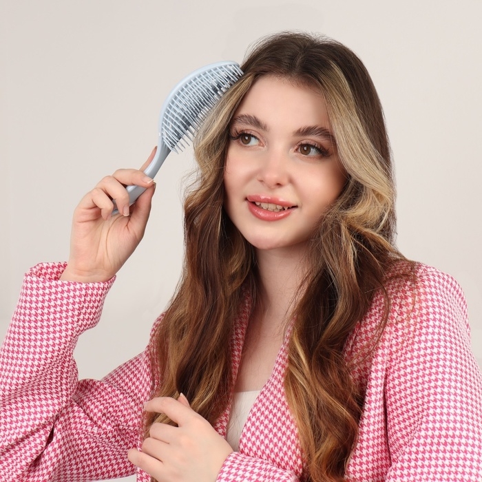 Расчёска массажная, для сушки волос, 7,5 × 23,5 см, цвет голубой Расчёска массажная, для сушки волос, 7,5 × 23,5 см, цвет голубой