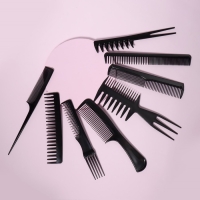 Набор расчёсок, 8 предметов, цвет чёрный Набор расчёсок, 8 предметов, цвет чёрный