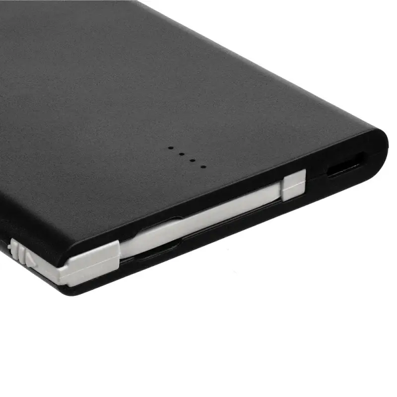 Внешний аккумулятор Easy Trick Comfort 4000 мАч, черный Внешний аккумулятор Easy Trick Comfort 4000 мАч, черный