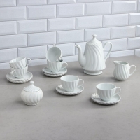 Чайный сервиз &laquo;Кармен&raquo;, 17 предметов: сливочник 350 мл, 6 чашек 200 мл, чайник 1.5 л, сахарница 300 мл, 6 блюдец, фарфор, Иран