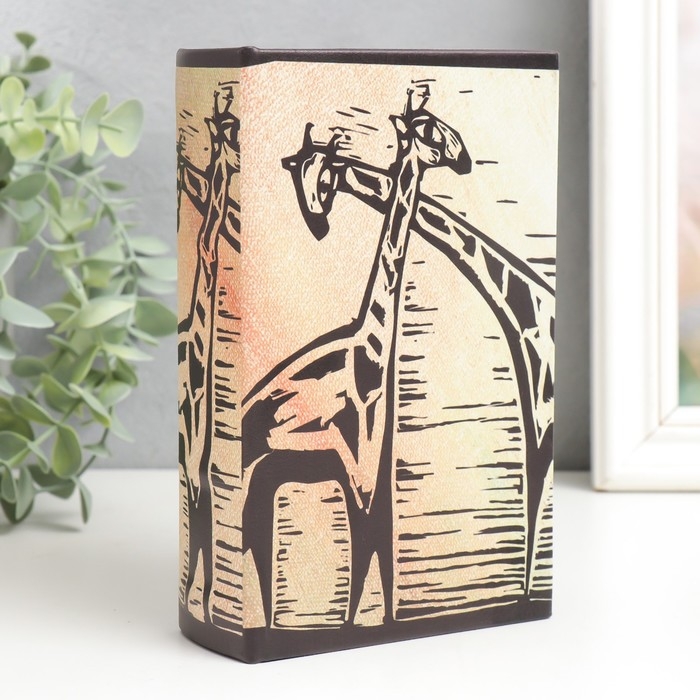 Сейф-книга дерево кожзам Сейф-книга дерево кожзам "Наскальные рисунки. Жирафы" 17х11х5 см