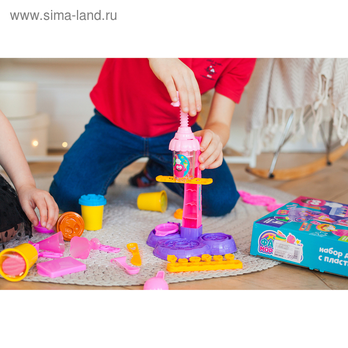 Набор для игры с пластилином &laquo;Фабрика мороженого&raquo;
