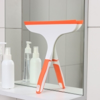 Водосгон с нескользящей ручкой Raccoon Orange, сгон силикон, 25&times;24 см