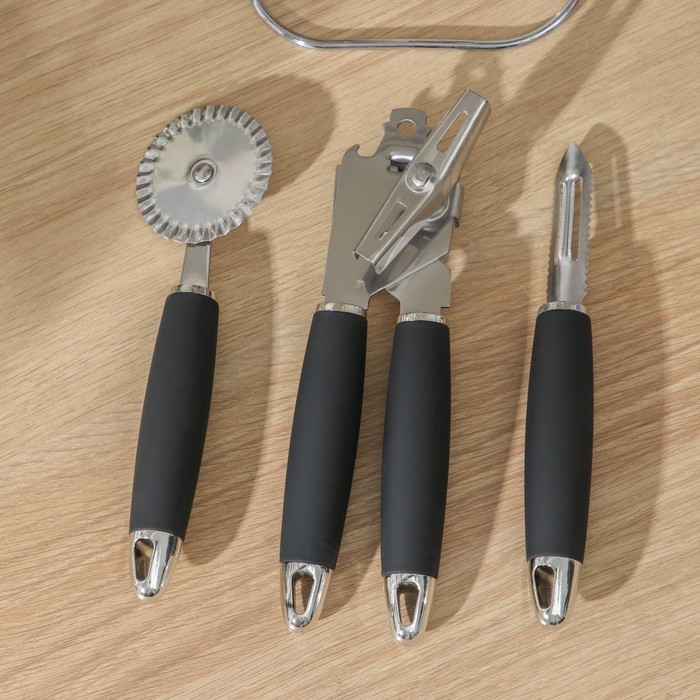 Набор кухонных инструментов &laquo;Реми&raquo;, 6 предметов, на подставке, цвет чёрный