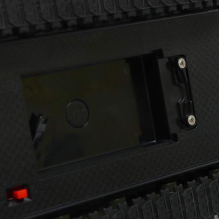 Танк &laquo;Армия&raquo;, радиоуправление, звук, стреляет гелевыми пулями, зелёный