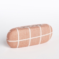 Футляр для очков на хлопушке, длина 16 см, цвет бежевый