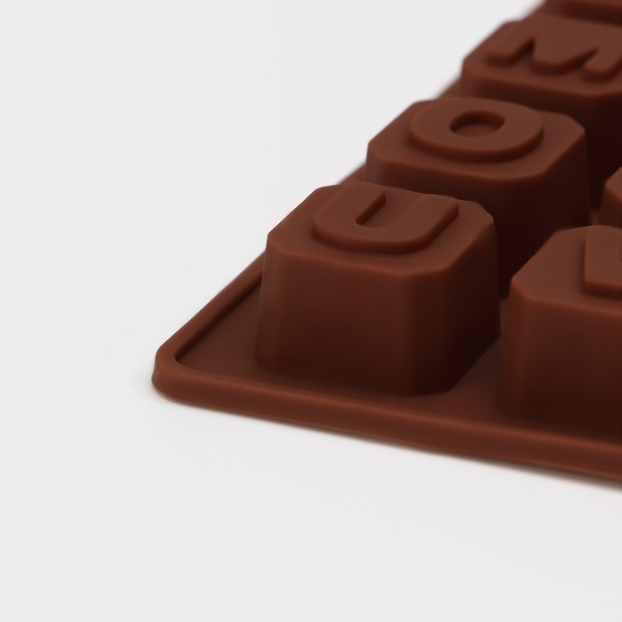 Форма для кондитерских украшений Доляна &laquo;Англ.алфавит&raquo;, силикон, 18&times;15 см, 30 ячеек (2&times;2 см), цвет коричневый