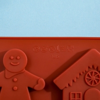 Форма для леденцов новогодняя Доляна &laquo;Дом для имбирного пряника&raquo;, силикон, 31&times;9 см, 4 ячейки, с палочками, цвет МИКС