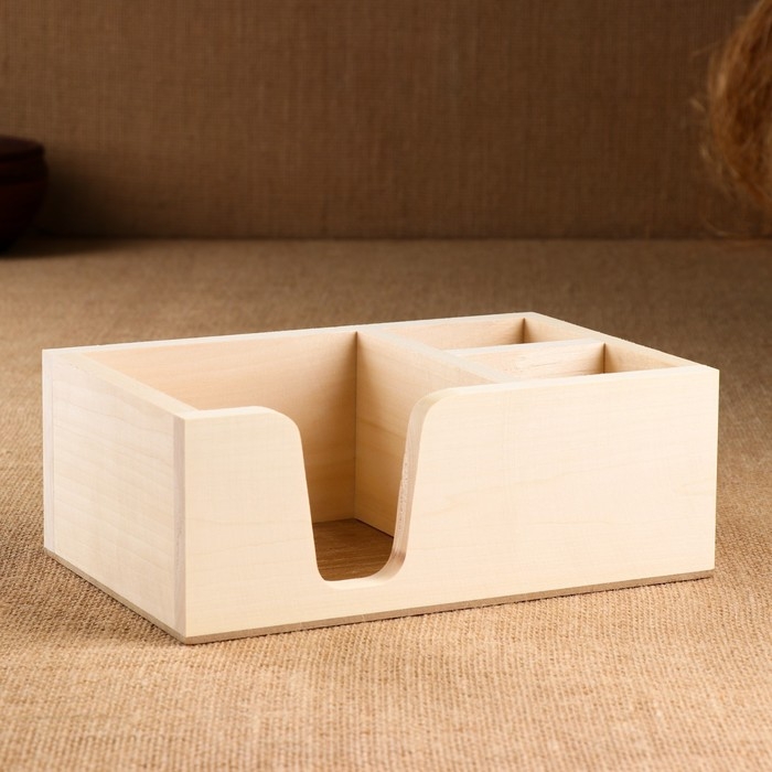 Подставка "Прямоугольник" из ЛИПЫ, с 3мя отсеками, 15&times;23&times;8,5 см