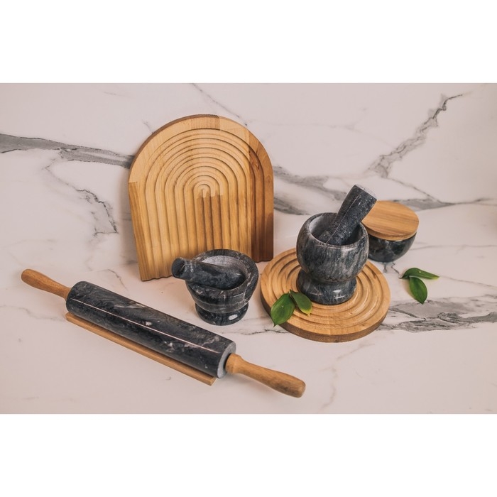 Скалка из мрамора Magistro, с подставкой, 45×5 см, цвет чёрный Скалка из мрамора Magistro, с подставкой, 45×5 см, цвет чёрный