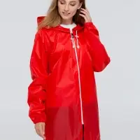 Дождевик &laquo;Воплащение красоты&raquo;, красный, размер M