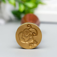 Печать для сургуча с деревянной ручкой "Бутон розы" 9х2,5х2,5 см Печать для сургуча с деревянной ручкой "Бутон розы" 9х2,5х2,5 см