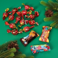 Новый год. Новогодний набор конфет "Маленький подарок. Добрый Санта", 200 г