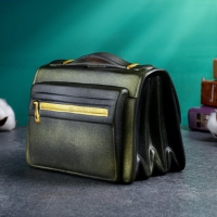 Копилка "Барсетка" чёрная,12х18х14см МИКС